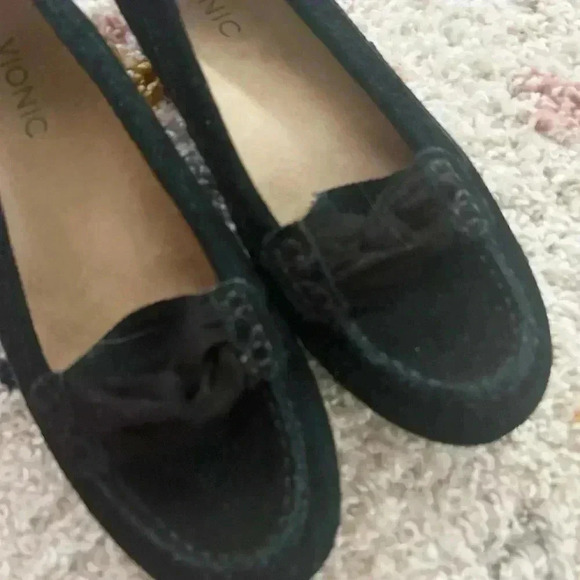 Vionic black suede loafers 7 - Picture 2 of 8